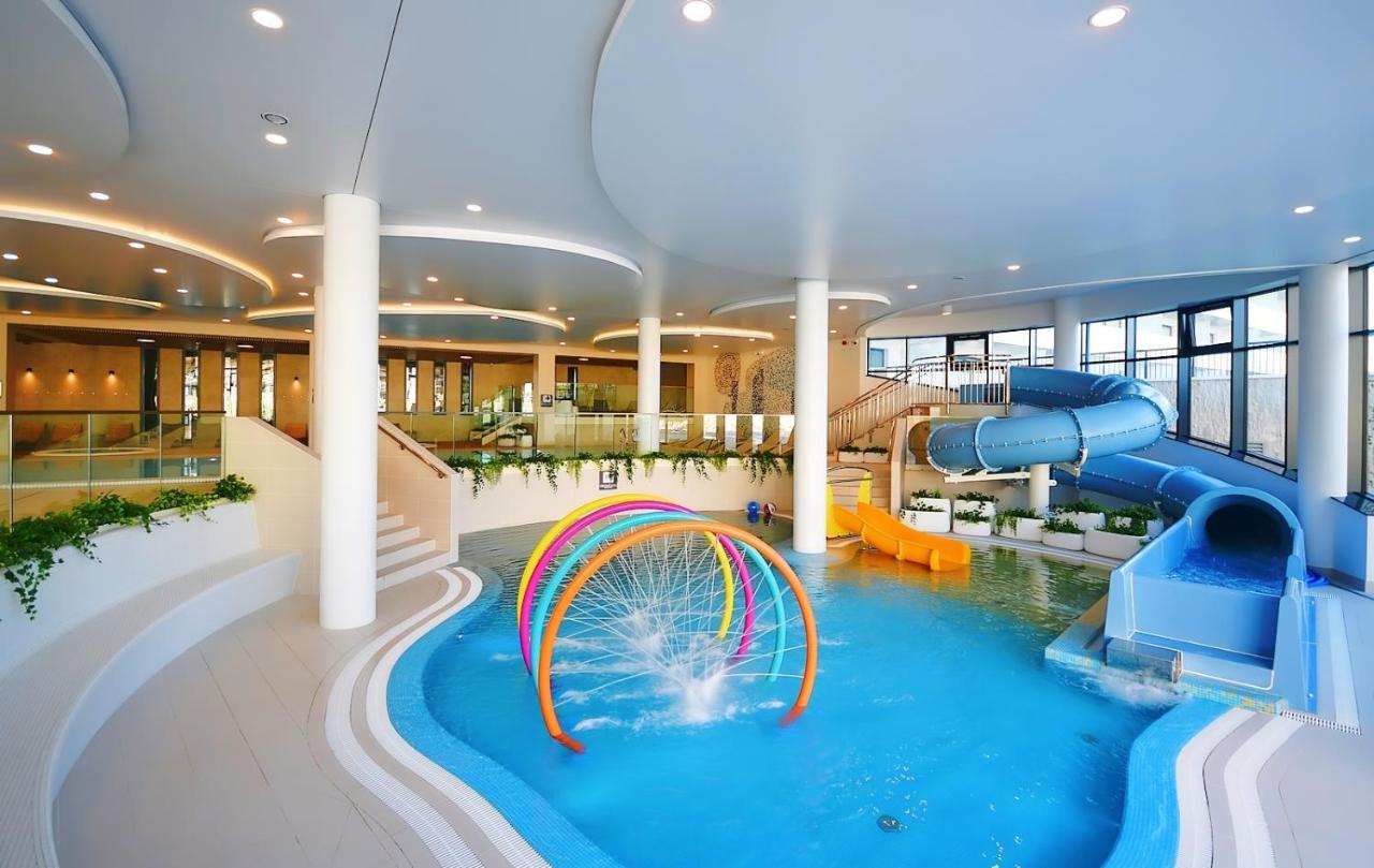 Apartments Aqua & Spa โควอบเซก ภายนอก รูปภาพ
